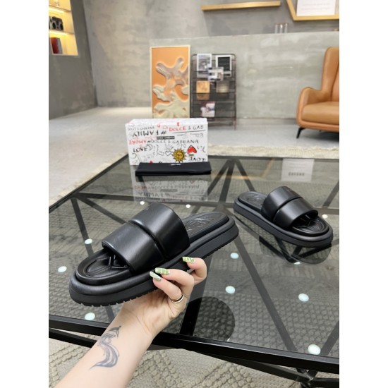 DG Shoes: Top Quality