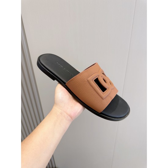 DG Shoes: Top Quality