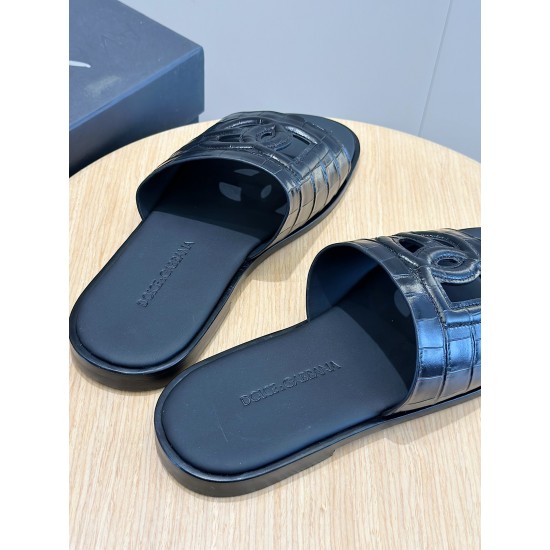 DG Shoes: Top Quality