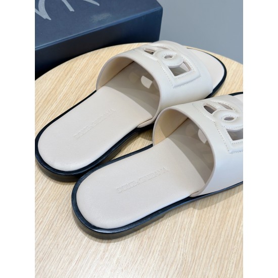 DG Shoes: Top Quality