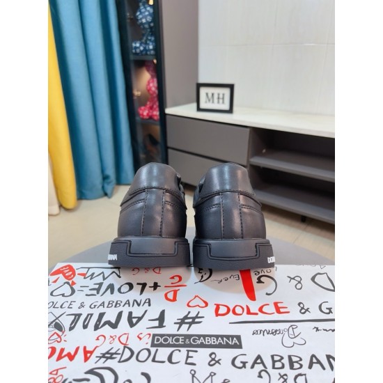 DG Shoes: Top Quality