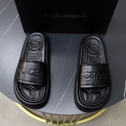 DG Shoes: Top Quality
