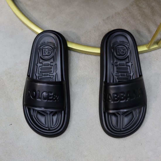 DG Shoes: Top Quality