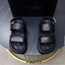 DG Shoes: Top Quality