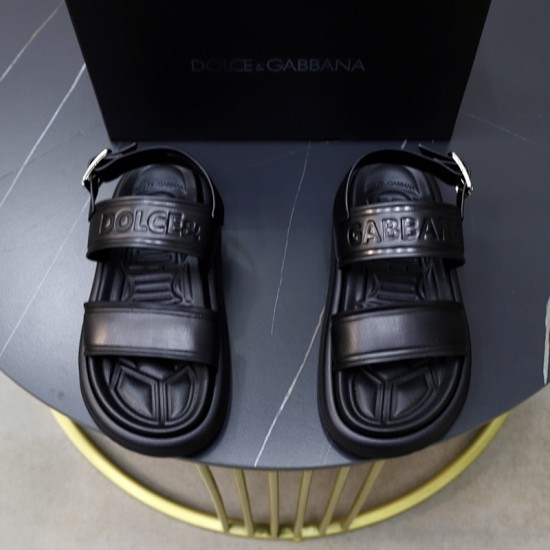 DG Shoes: Top Quality