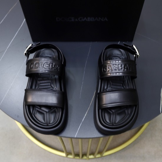 DG Shoes: Top Quality