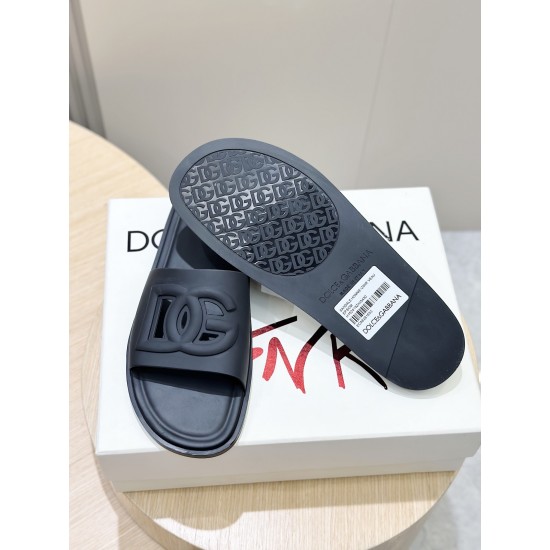 DG Shoes: Top Quality