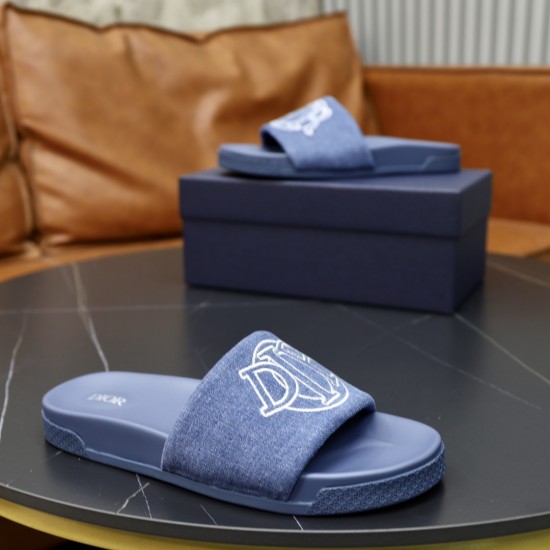 Dior Shoes: Top Quality