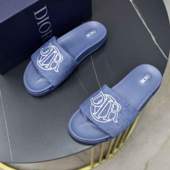 Dior Shoes: Top Quality