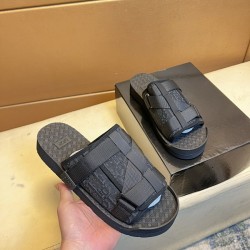 Dior Shoes: Top Quality
