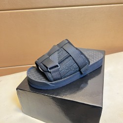 Dior Shoes: Top Quality