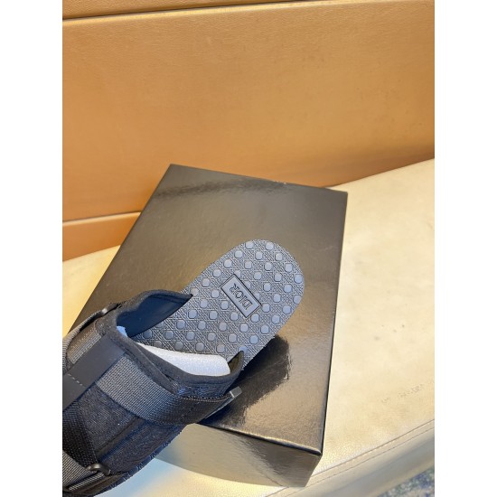 Dior Shoes: Top Quality
