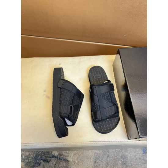 Dior Shoes: Top Quality