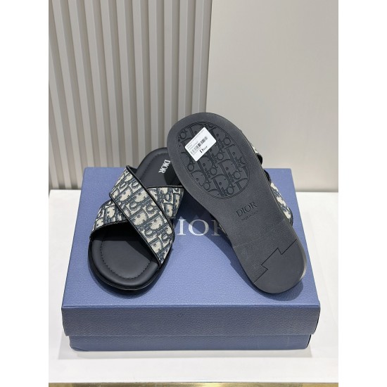 Dior Shoes: Top Quality