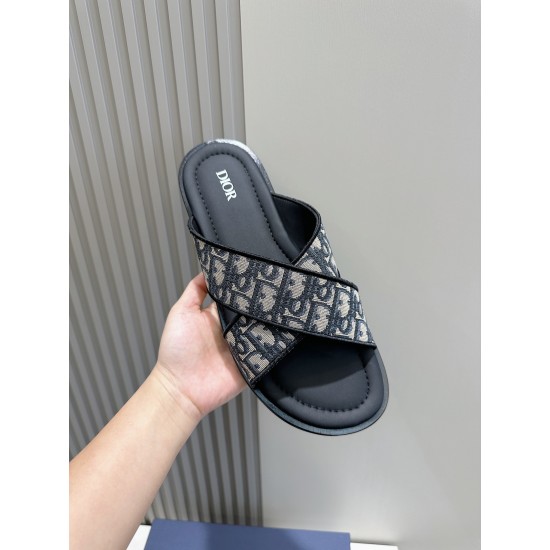 Dior Shoes: Top Quality
