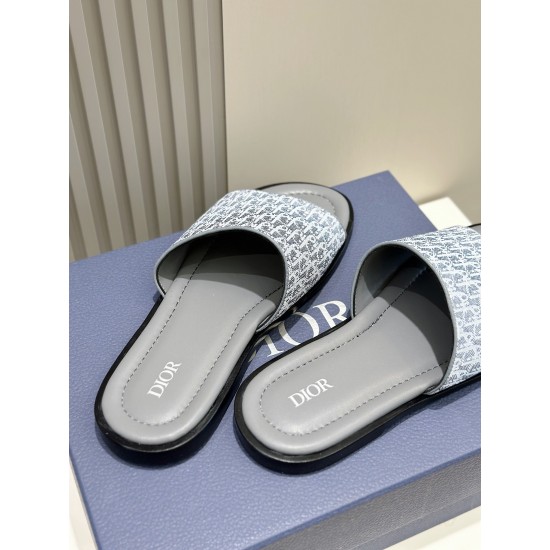 Dior Shoes: Top Quality