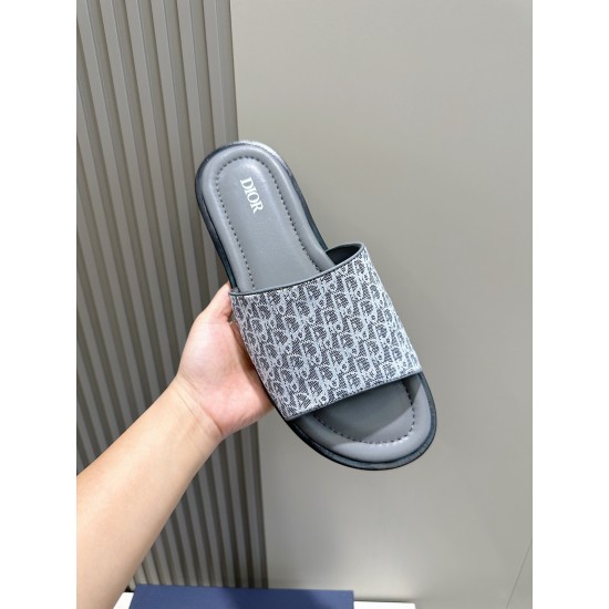 Dior Shoes: Top Quality