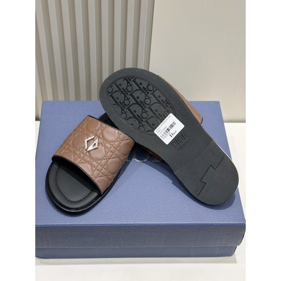 Dior Shoes: Top Quality