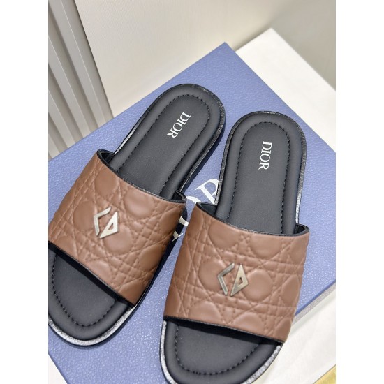 Dior Shoes: Top Quality