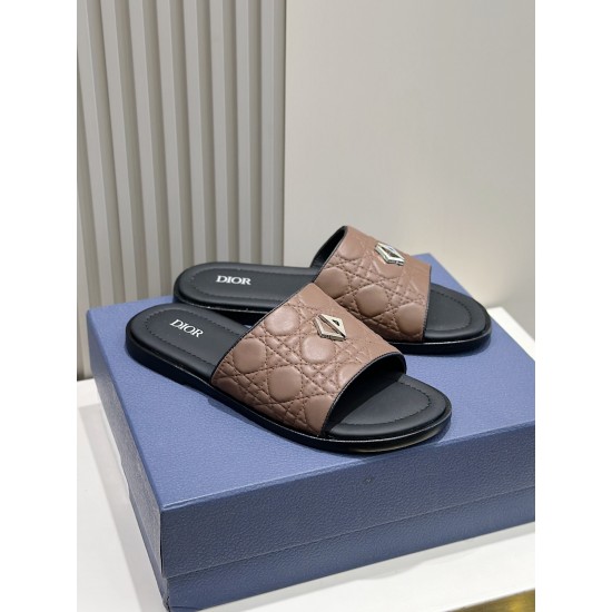 Dior Shoes: Top Quality