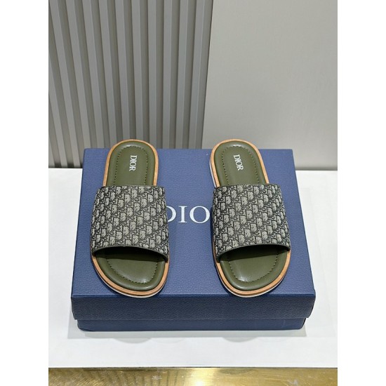 Dior Shoes: Top Quality