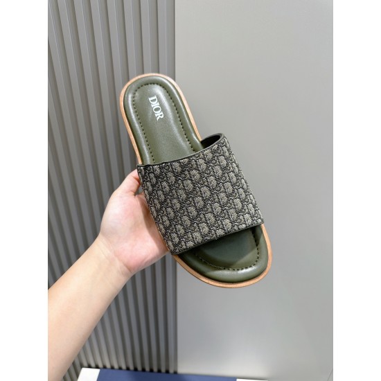Dior Shoes: Top Quality