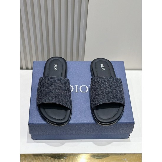 Dior Shoes: Top Quality