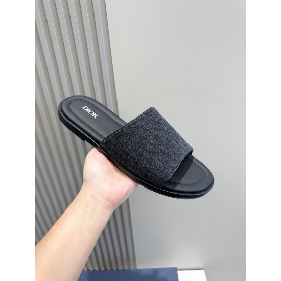 Dior Shoes: Top Quality