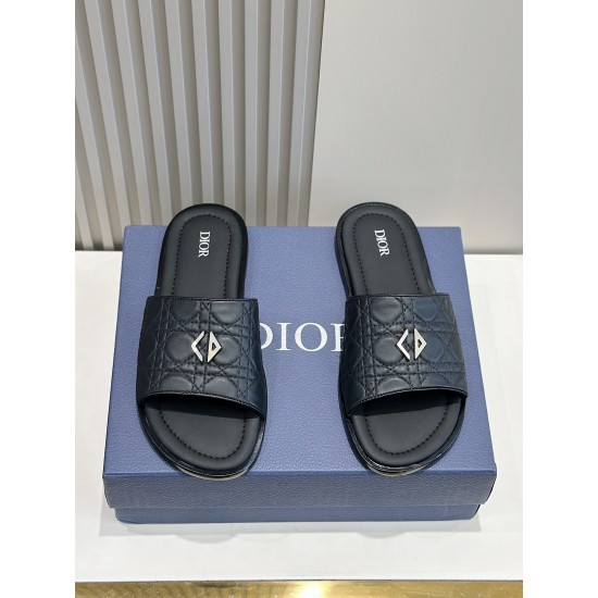 Dior Shoes: Top Quality