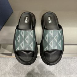 Dior Shoes: Top Quality