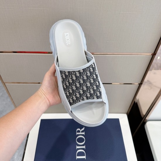 Dior Shoes: Top Quality