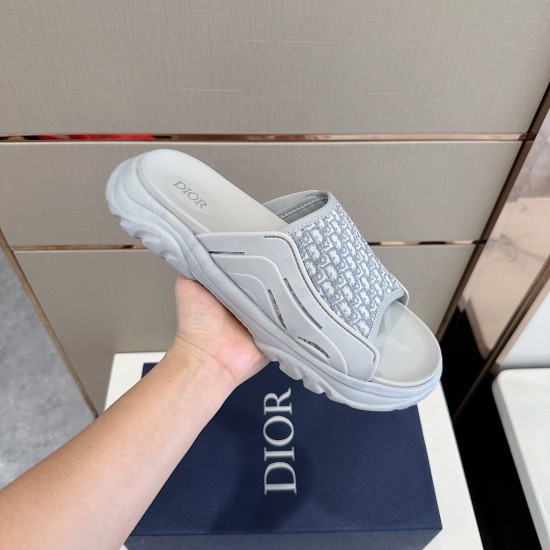 Dior Shoes: Top Quality