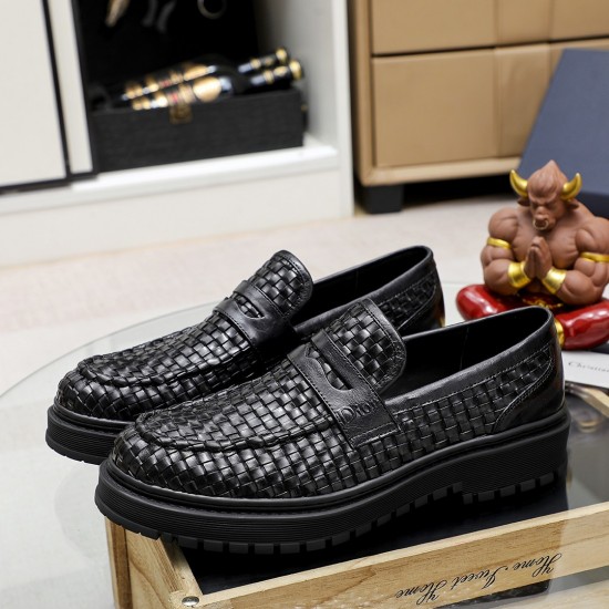 Dior Shoes: Top Quality