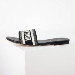 Dior Shoes: Top Quality