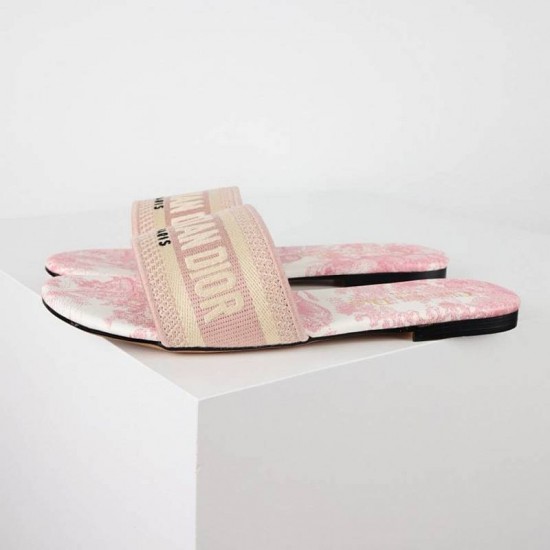 Dior Shoes: Top Quality