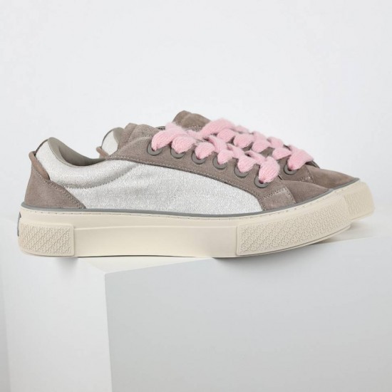 Dior Shoes: Top Quality