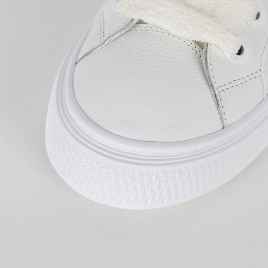Dior Shoes: Top Quality