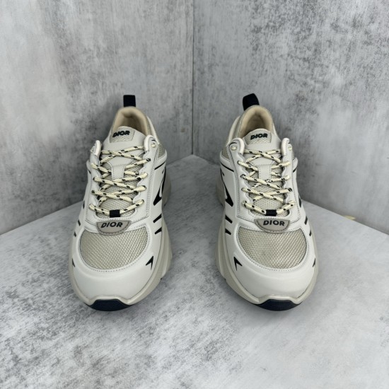 Dior Shoes: Top Quality