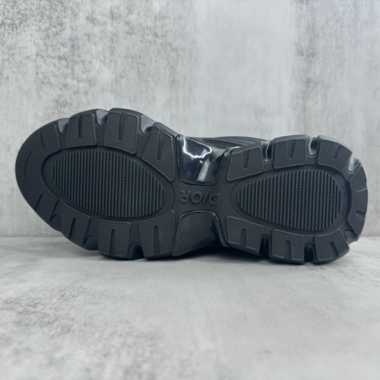 Dior Shoes: Top Quality