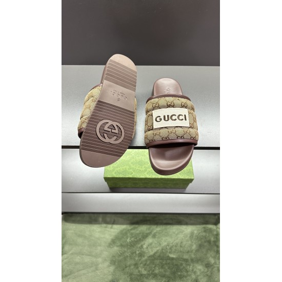 Gucci Shoes: Top Quality