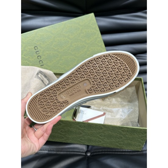 Gucci Shoes: Top Quality