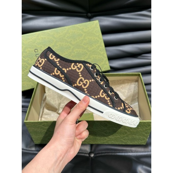 Gucci Shoes: Top Quality