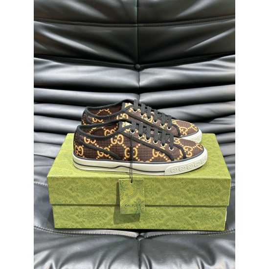 Gucci Shoes: Top Quality