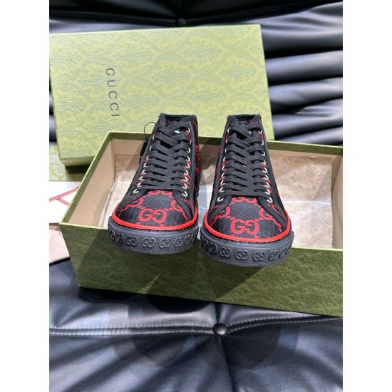 Gucci Shoes: Top Quality