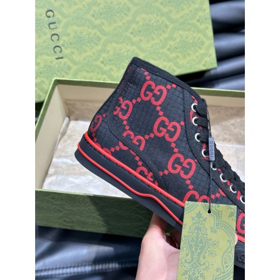 Gucci Shoes: Top Quality