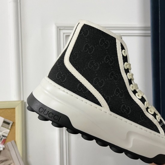 Gucci Shoes: Top Quality