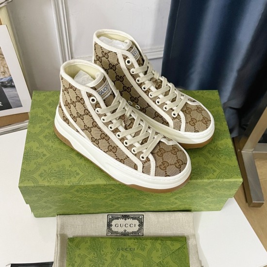 Gucci Shoes: Top Quality
