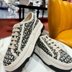 Gucci Shoes: Top Quality