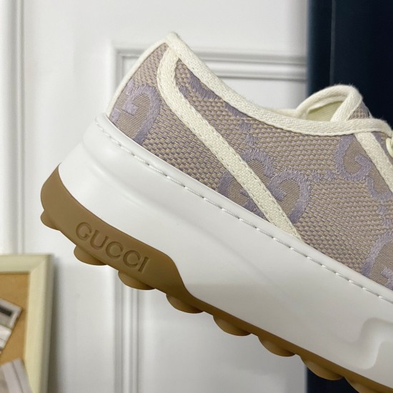 Gucci Shoes: Top Quality
