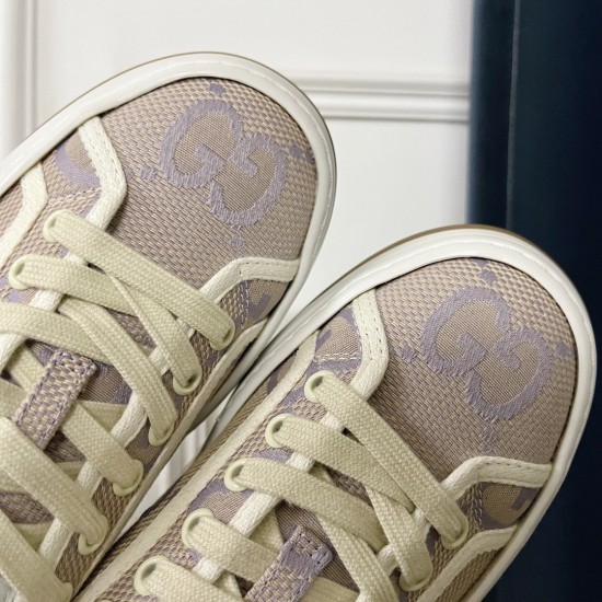 Gucci Shoes: Top Quality